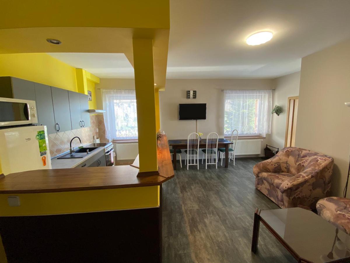 Apartment Martinec Nové Město nad Metují Exteriér fotografie